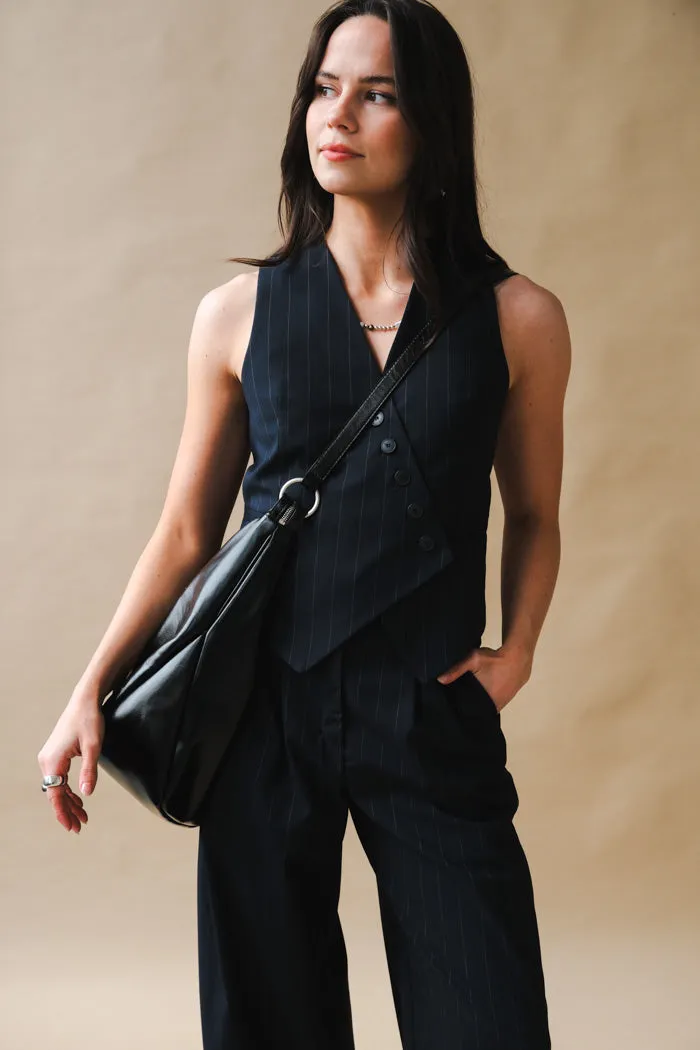 BELTED HOBO