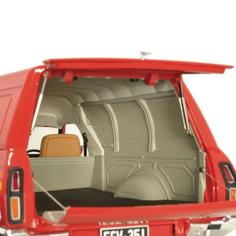 Classic Carlectables Ford XC Sundowner Red Flame, 1:18 Scale Diecast Model Car
