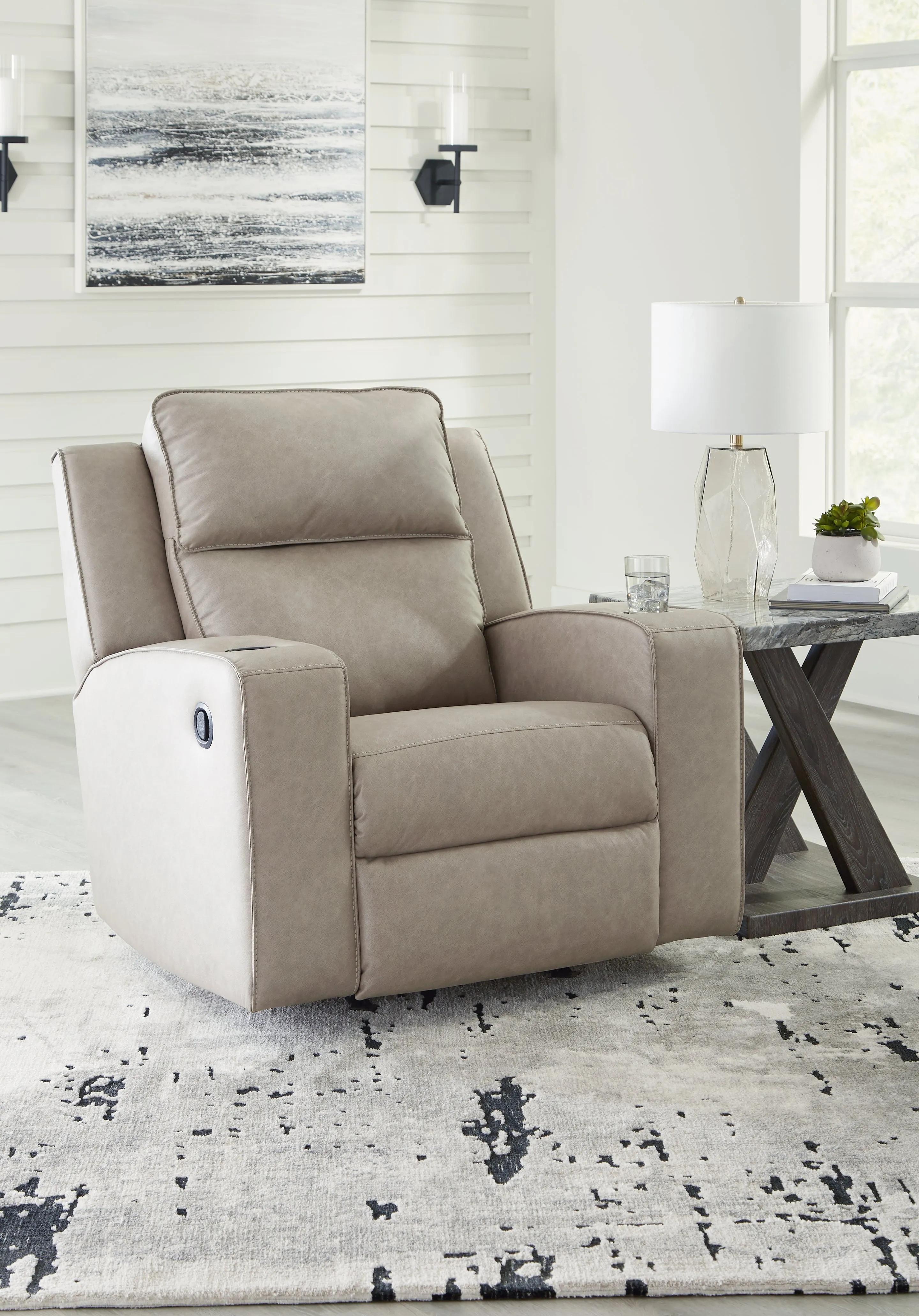Lavenhorne Sofa, Loveseat and Recliner in Pebble