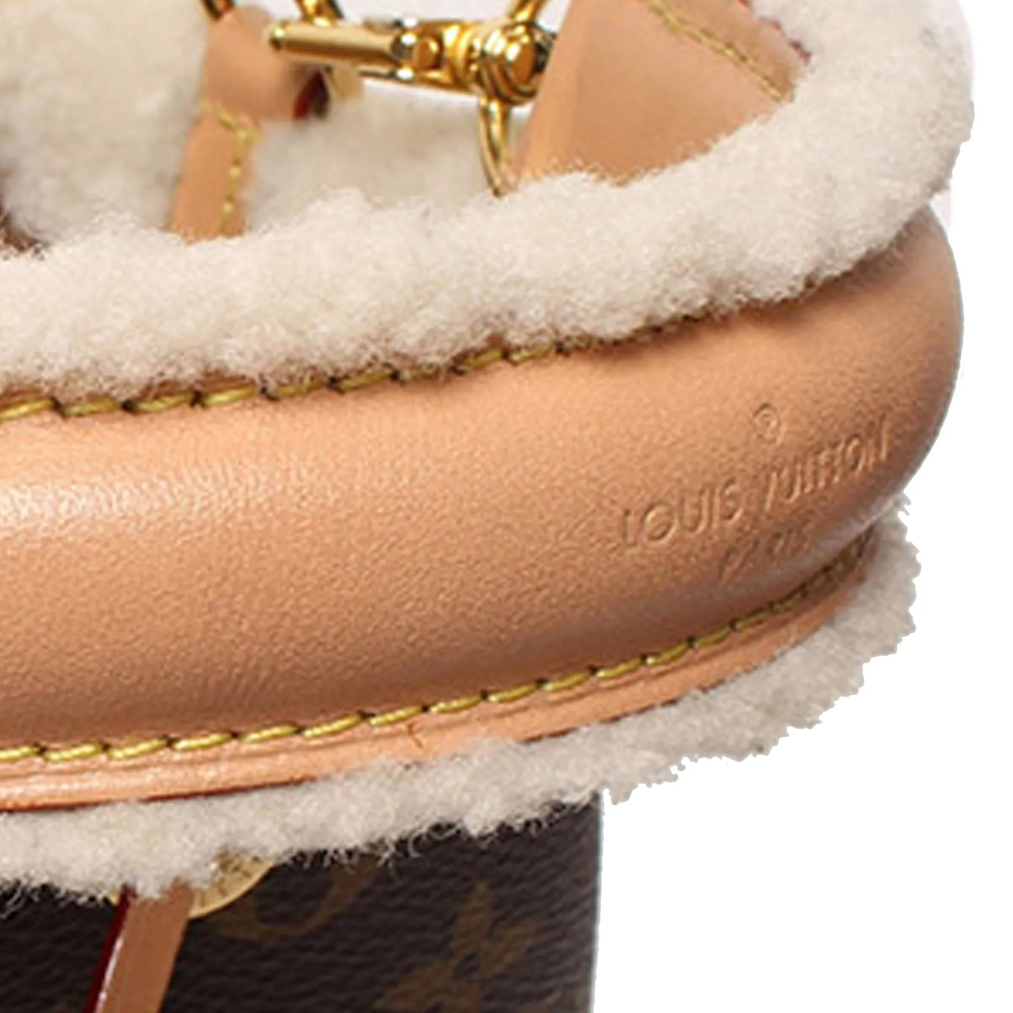 LOUIS VUITTON Monogram Neonoe Shearling BB Bucket Bag